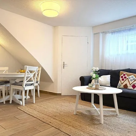 Apartment Strandrobbe-2 *